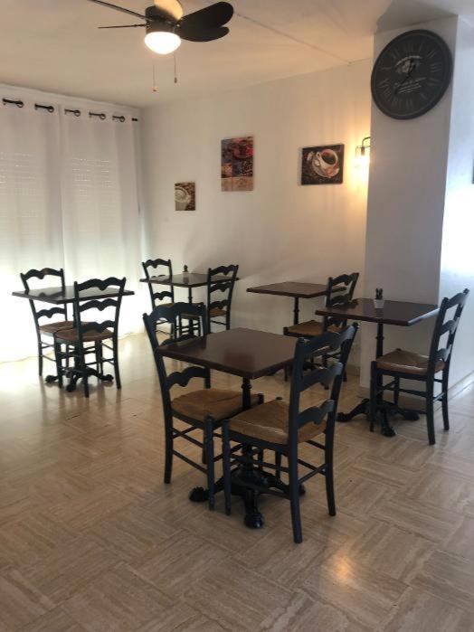 Hotel Le Relais Fleurance Bagian luar foto