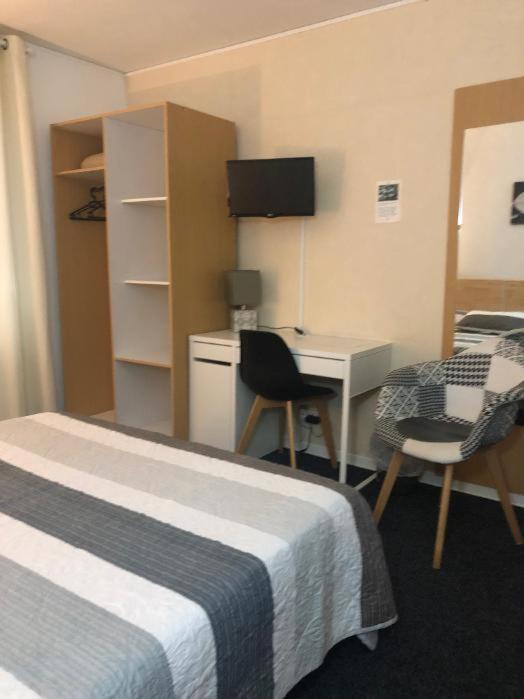 Hotel Le Relais Fleurance Bagian luar foto